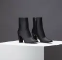 VENETO 1323 PIEL NEGRA