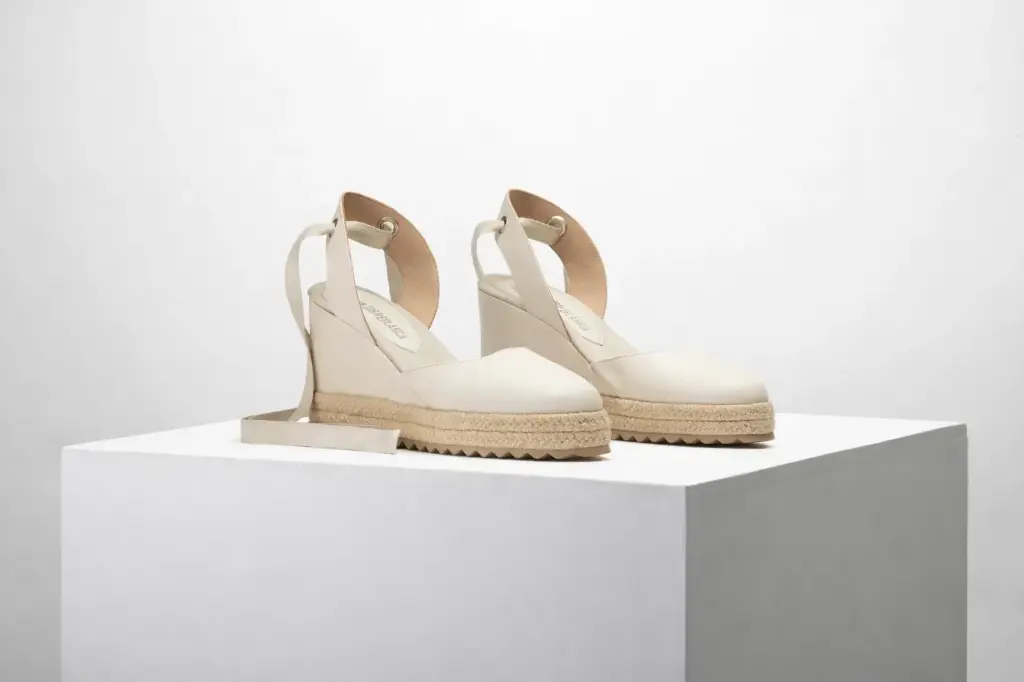 LOURDES 1443 PIEL MARFIL