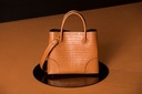 BOLSA LORETA CAIMAN CARAMELO