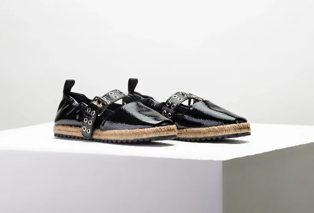 LIZBETH 1260 CHAROL ARRUGADO NEGRO